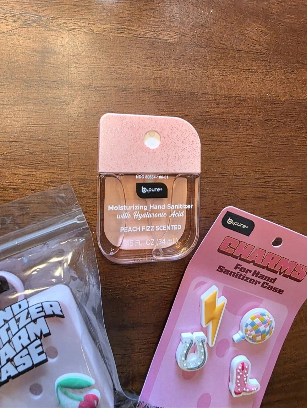 NWT Rare Peach Fizz Hand Sanitizer with Hyaluronic Acid, Pink Case & Charms